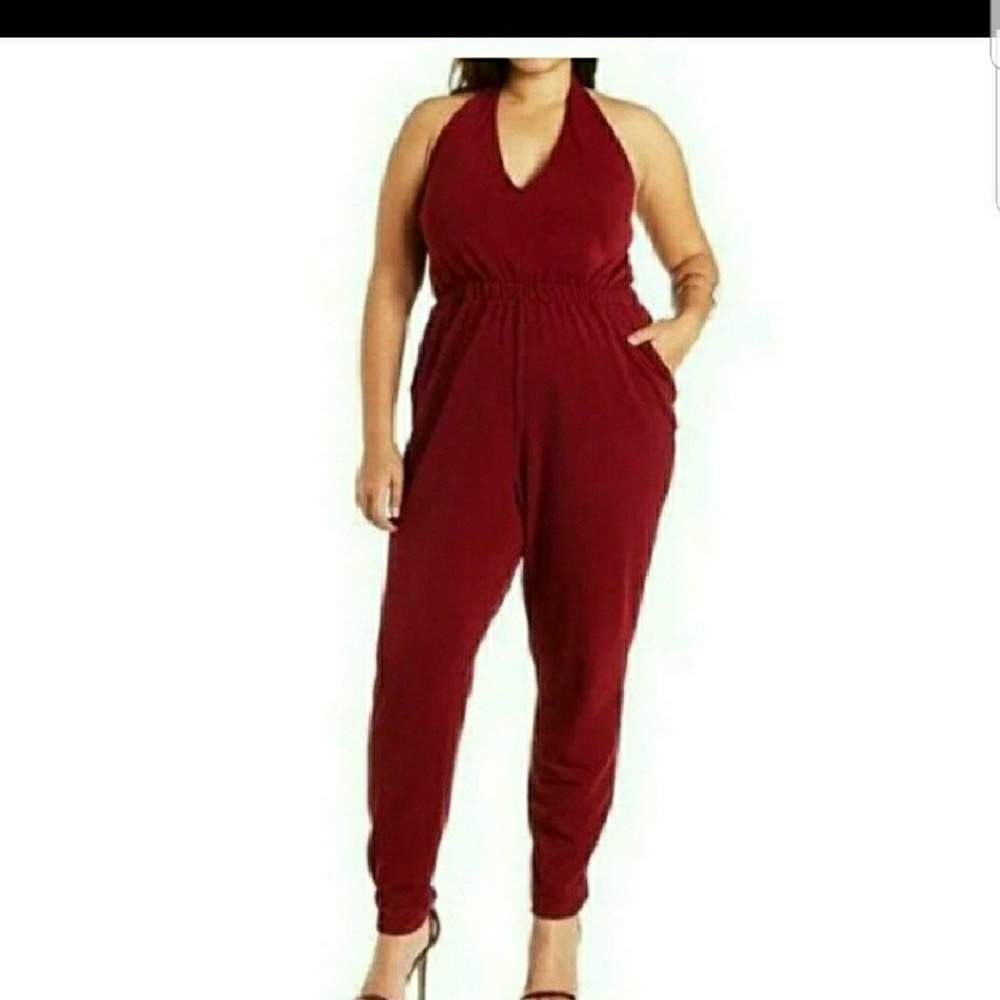 🆕️Charlotte Russe Halter Jumpsuit